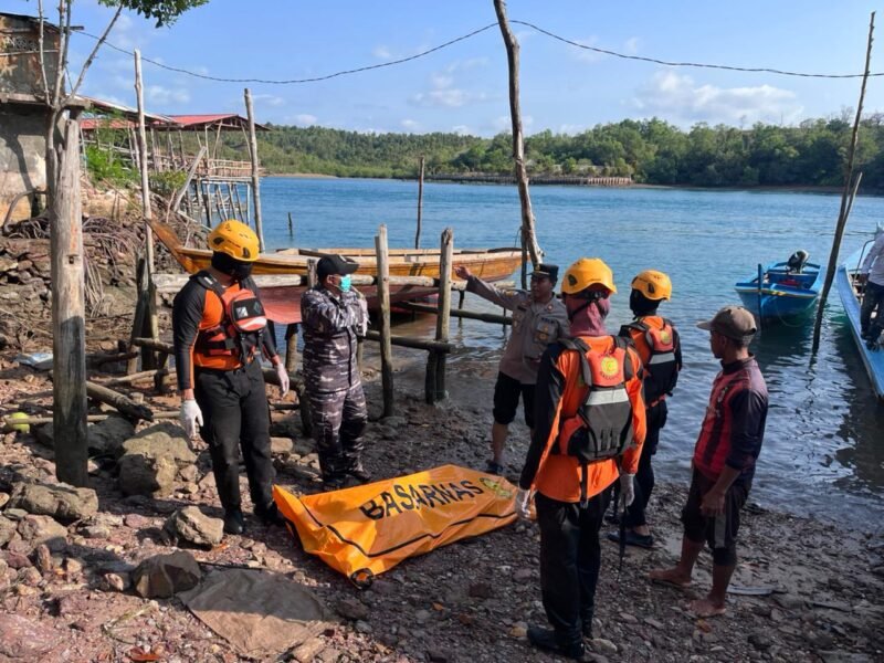 Pada hari ketiga pencarian, sekitar pukul 08.00 WIB, tim menemukan korban bernama Nusyirwan (35) dalam kondisi meninggal dunia. Foto: Istimewa