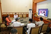 Gubernur Kepri Ansar Ahmad didampingi Kadispar Hasan, Kadis Kominfo Hendri Kurniadi, dan Ka Bappeda Aries Fhariandi menyampaikan strategi ketahanan pariwisata Provinsi Kepulauan Riau di tengah eskalasi konflik global, Senin (16/3/2026). Foto: Diskominfo Kepri