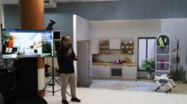 Dalam ajang Mobile World Congress 2026 di Barcelona, Spanyol, Indosat menampilkan panggilan 5G berbasis AI pertama di Asia Tenggara. Foto: Istimewa