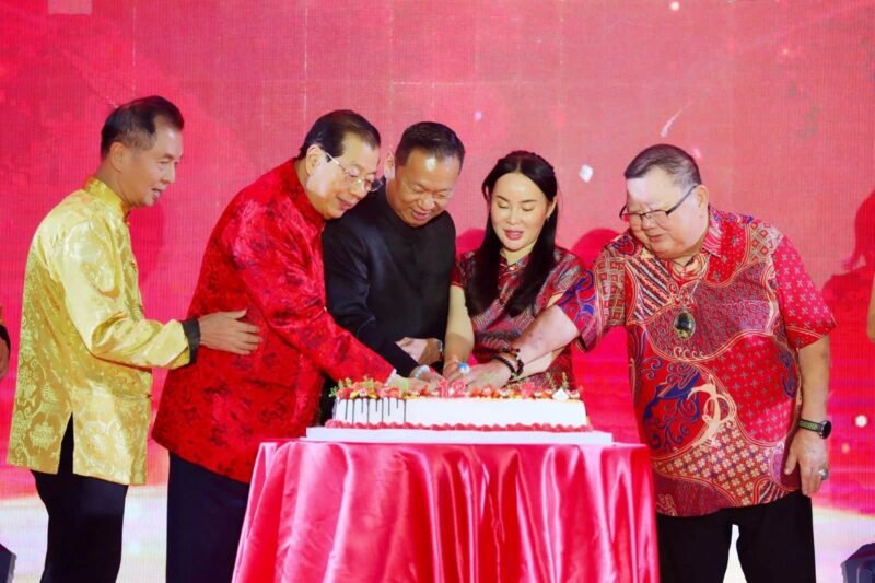 Wakil Wali Kota Batam Li Claudia Chandra menghadiri perayaan Cap Go Meh yang digelar Yayasan Hakka Kota Batam di Swiss-Belhotel Harbour Bay, Sabtu (28/2/2026). Foto: Humas Diskominfo Batam