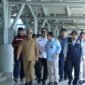 Nyanyang Haris Pratamura, meninjau aktivitas di Pelabuhan Domestik Sekupang dan Bandara Internasional Hang Nadim, Kamis (12/3/2026). Diskominfo Kepri