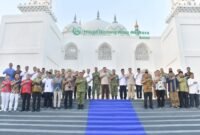 Menteri Pertahanan Sjafrie Sjamsoeddin meresmikan Masjid Bintang Amin Angkasa di Lanud Hang Nadim Batam, Selasa (17/3/2026). Foto: Diskominfo Kepri