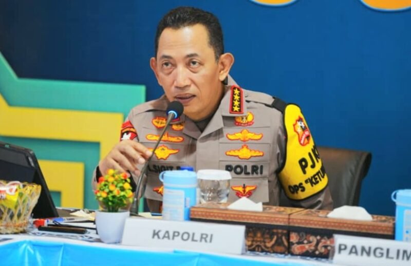 Kapolri Jenderal Listyo Sigit Prabowo saat di Pos Terpadu Lapangan Merdeka Polrestabes Medan, Sumatera Utara, Jumat (20/3/2026). Foto: Dok. Divhumas Polri