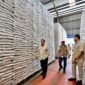  Presiden Prabowo Subianto didampingi Wamentan Sudaryono melakukan inspeksi mendadak ke Kompleks Gudang Bulog Danurejo, Kabupaten Magelang, Provinsi Jawa Tengah, Sabtu (18/4/2026). Foto: BPMI Setpres