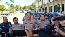 Sebanyak 102 sepeda motor berknalpot tidak sesuai spesifikasi standar atau “brong” dalam operasi penertiban pada 15–19 April 2026, diamankan Satlantas Polresta Barelang.