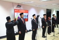 Ketua Dewan Komisioner OJK, Friderica Widyasari Dewi, memimpin langsung pelantikan dan serah terima jabatan tersebut di Jakarta, Rabu (1/4/2026). Foto: Istimewa