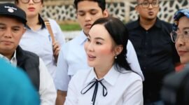 Wakil Kepala BP Batam/Wakil Wali Kota Batam Li Claaudia Chandra, meninjau pembangunan Zona Selamat Sekolah (ZoSS), di Jalan Laksamana Bintan atau tepatnya di depan SD Negeri 001, Batamkota, Senin (13/4/2026) malam. Foto: Humas BP Batam