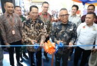 Amsakar Achmad meresmikan Kantor Cabang Bank Sumut Batam dan Halte Rafflesia di Ruko Rafflesia, Batam Centre, Senin (27/4/2026). Foto: Humas Diskominfo Batam