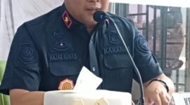 Kepala Kantor Imigrasi Kelas I Batam, Hajar Aswad, untuk sementara dinonaktifkan.