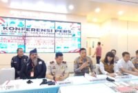 Polresta Barelang konferensi pers terkait keberangkatan 78 Pekerja Migran Indonesia (PMI) non prosedural yang hendak bekerja ke Malaysia melalui Pelabuhan Internasional Batam Centre.