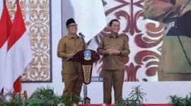 Gubernur Kepri Ansar Ahmad bersama Wagub Nyanyang Haris Pratamura dalam kegiatan Musrenbang Provinsi Kepri Tahun 2026 digelar di Aula Wan Seri Beni, Dompak, Tanjungpinang, Senin (6/4/2026). Foto: Diskominfo Kepri 