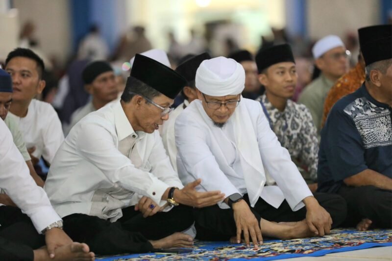 Tabligh Akbar dan Halalbihalal yang digelar Dewan Pimpinan Daerah (DPD) Asosiasi Guru Pendidikan Agama Islam Indonesia (AGPAII) Kota Batam di Masjid Sultan Mahmud Riayat Syah, Sabtu (18/4/2026). Foto: Humas Diskominfo Batam