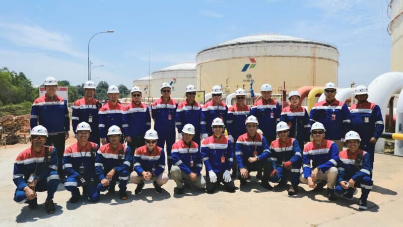 Kunjungan kerja Komisaris Utama dalam agenda Management Walkthrough (MWT) di AFT Hang Nadim Batam dan IT Tanjung Uban,. Foto: Istimewa