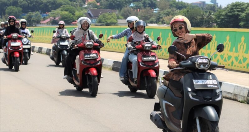 PT Capella Dinamik Nusantara selaku Main Dealer sepeda motor Honda wilayah Kepulauan Riau menggelar rangkaian kegiatan akhir pekan untuk mempererat hubungan dengan konsumen dan komunitas. Foto: Istimewa