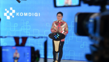 Direktur Pengembangan Ekosistem Digital Sonny Hendra Sudaryana memberikan keterangan kepada awak media di Kantor Kementerian Komdigi, Jakarta Pusat, Selasa (07/04/2026). Foto: Ardi Widiyansah/Komdigi