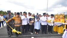 Peresmian penggunaan Jembatan Semala, Kabupaten Natuna, Jumat (3/4/2026). Sumber: Protokol dan Komunikasi Pimpinan Kabupaten Natuna
