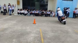 Ban selip (skid) masih menjadi risiko serius bagi pengendara sepeda motor di jalan raya.