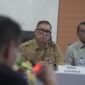 Wakil Gubernur Kepri, Nyanyang Haris Pratamura saat memimpin rakor lintas sektoral bidang pariwisata Kepulauan Riau di Kantor Graha Kepri Batam Centre, Selasa (21/4/2026). Foto: Diskominfo Kepri