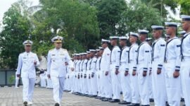 Pelantik dan menyumpah siswa Pendidikan Pertama Tamtama (Dikmata) TNI Angkatan Laut Angkatan XLVI Tahun Anggaran 2026 di Lapangan Apel Satrol 1 Tanjung Uban, Sabtu (9/5/2026). Foto: Istimewa