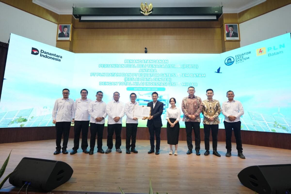 PT PLN Batam dan PT Equator Gate System (EGS) Batam menandatangani Perjanjian Jual Beli Tenaga Listrik (PJBTL) di Aula Tanjung Kasam, Kantor Korporat PLN Batam, Senin (25/5/2026). Foto: Istimewa