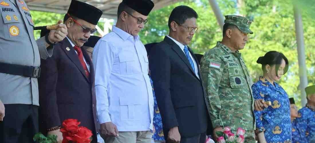 Pimpinan DPRD Kota Batam mengikuti Upacara Hari Kebangkitan Nasional (Harkitnas) ke-118 di Dataran Engku Putri, Batam Centre, Rabu (20/5/2026). Foto: Humas Sekwan Batam