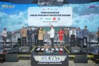 PT BEI menggandeng Garuda Indonesia, Citilink, AirAsia Indonesia, dan Jaya Trishindo meluncurkan program Awak Pesawat Investor Saham di Main Hall BEI, Kamis (21/5/2026). Foto: Istimewa