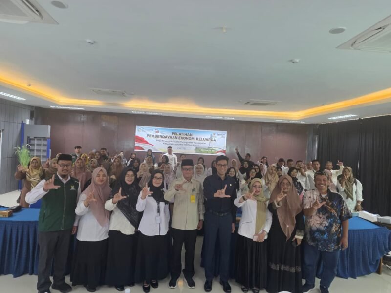 Pelatihan Pemberdayaan Ekonomi Keluarga bagi Lansia dan pelaku Usaha Peningkatan Pendapatan Keluarga Akseptor (UPPKA), Rabu (6/5/2026). Foto: Istimewa
