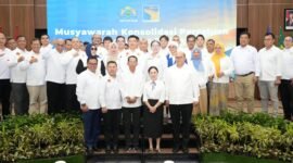 Kepala BP Batam, Amsakar Achmad, mengapresiasi Musyawarah Konsolidasi Persatuan Kadin Batam di Balairungsari, Gedung Bida Utama BP Batam, Batam Centre, Kamis (30/4/2026). Foto: Humas BP Batam
