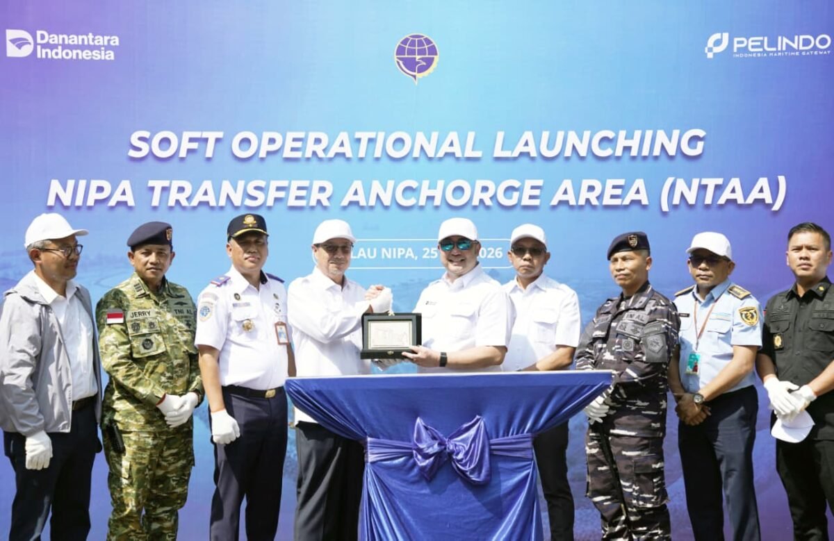 PT Pelindo melakukan soft operational launching Nipah Transfer Anchorage Area (NTAA) di Pelabuhan Feri Harbour Bay, Senin (25/5/2026). Foto: Istimewa