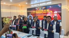 Polresta Barelang menangkap dua pelaku penjambretan yang meresahkan warga Sei Beduk, hal disampaikan saat konferensi pers, Rabu 96/5/2026)