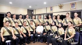 Amsakar Achmad, menerima audiensi 20 finalis Duta Wisata Encik dan Puan Kota Batam 2026 di Kantor Wali Kota Batam, Kamis (30/4/2026). Foto: Humas Diskominfo Batam