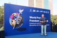 Ketua Dewan Pers Komaruddin Hidayat, dalam peringatan World Press Freedom Day 2026 yang digelar dalam suasana car free day di Jakarta, Minggu (3/5/2026). Foto InfoPublik/Bismo Agung