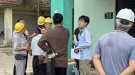 Warga Negara (WN) Tiongkok pada 1–2 Mei 2026 setelah ungkap dugaan pelanggaran keimigrasian dalam Operasi Wira Waspada di kawasan Marina City, Batam, waktu lalu. Foto: Istimewa