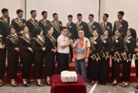 Kadisminfo Batam Rudi Panjaitan jadi narasumber Karantina atau Training Centre Pemilihan Duta Wisata Encik dan Puan Kota Batam 2026 di Ayola Signature Ocarina Batam, Rabu (6/5/2026). Foto: Humas Diskominfo Batam