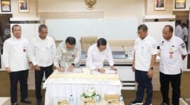 Penandatanganan kesepakatan bersama antara Pemko Batam dan PT Bank Riau Kepri Syariah (BRK Syariah)  di Kantor Wali Kota Batam, Selasa (19/5/2026). Foto: Humas Diskominfo Batam
