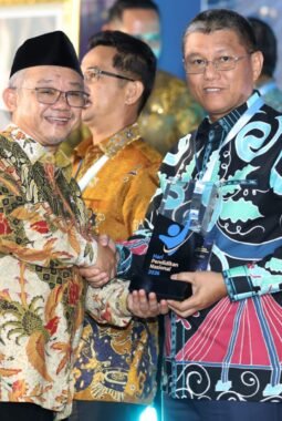 Batam Raih Penghargaan Hardiknas 2026