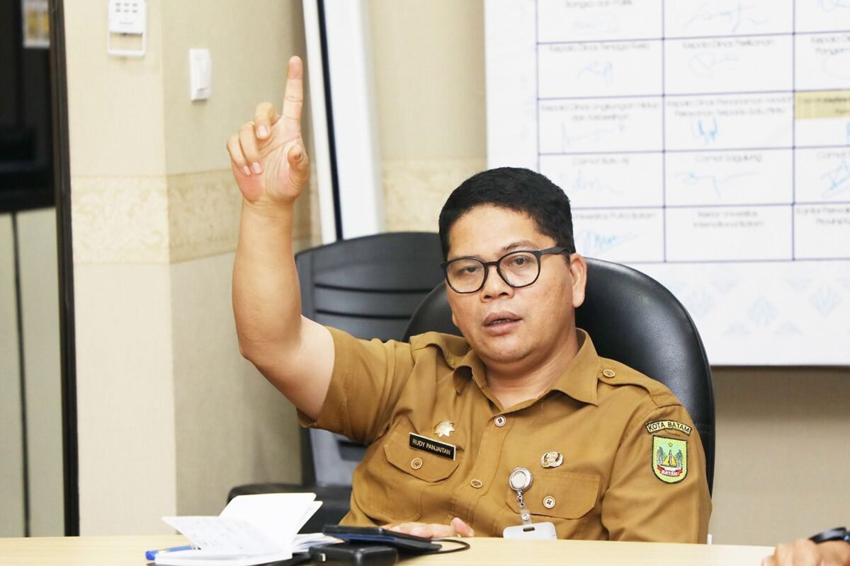 Kepala Diskominfo Kota Batam Rudi Panjaitan. Foto: Humas Diskominfo Batam