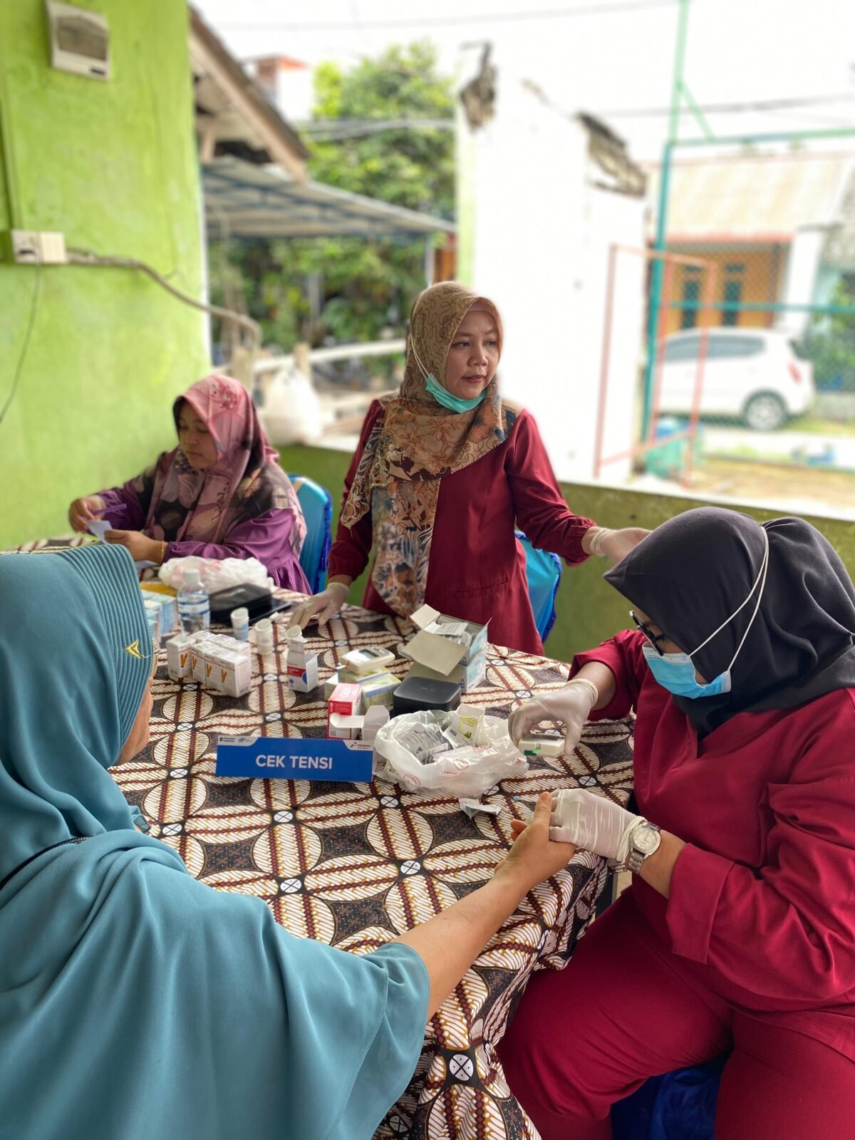 PT Perusahaan Gas Negara (Persero) Tbk (PGN) menggelar program Cek Kesehatan Rakyat (CAKRA) untuk warga Perumahan Cipta Asri RW 12, Sabtu (17/5/2026). Foto: Istimewa