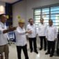 Menteri Pelindungan Pekerja Migran Indonesia (P2MI), Mukhtarudin (Bertanjak), didampingi Gubernur Kepri Ansar Ahmad dan Wagub Nyanyang Haris Pratamura meninjau Kantor Balai Pelayanan Pelindungan Pekerja Migran Indonesia (BP3MI) Kepulauan Riau di Tanjungpinang, Senin (8/6/2026). Foto: Diskominfo Kepri