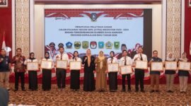 Foto bersama peserta terbaik Latsar CPNS 2026. Foto: Biro ADPIM Kepri