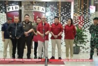 Direktur Penyidikan Jaksa Agung Muda Tindak Pidana Khusus (Jampidsus) Kejagung, Syarief Sulaeman Nahdi saat konferensi pers di Gedung Kejaksaan Agung, Jakarta, Rabu (3/6/2026). Foto: Dok. Puspenkum Kejagung
