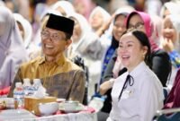 Wali Kota Batam, Amsakar Achmad, bersama Wakil Wali Kota Batam, Li Claudia Chandra. Dok: Humas Diskominfo Batam