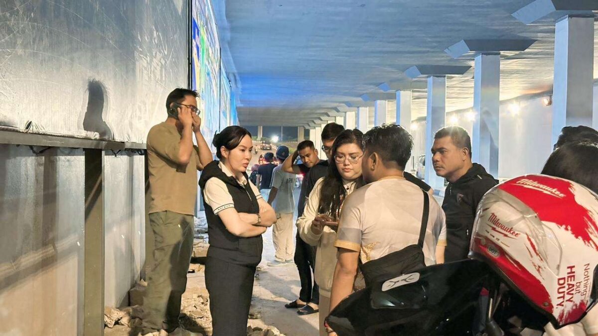 Wakil Kepala BP Batam, Li Claudia Chandra, meninjau langsung kondisi infrastruktur di kawasan Terowongan Pelita, Sabtu (13/6/2026) malam. Foto: Humas BP Batam