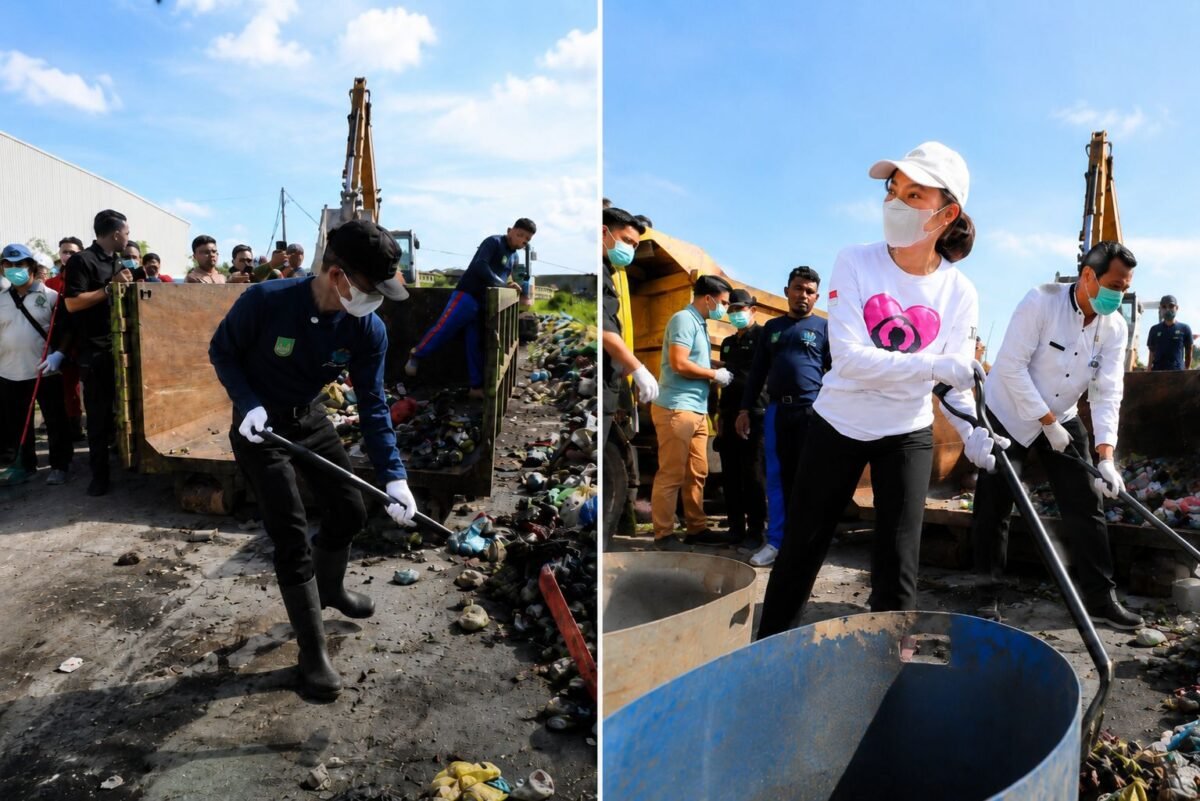 ali Kota Batam, Amsakar Achmad, bersama Wakil Wali Kota Batam, Li Claudia Chandra, ikut membersihkan sampah dalam peringatan Hari Lingkungan Hidup Sedunia Tingkat Kota Batam Tahun 2026, Jumat (19/6/2026). Foto: Humas Diskominfo Batam
