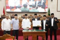 Pemko Batam bersama DPRD Kota Batam mengesahkan Perda tersebut dalam Rapat Paripurna DPRD Kota Batam, Rabu (24/6/2026). Foto: Humas Diskominfo Batam