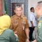 Sekda Batam, Firmansyah, menyambut peserta Studi Lapangan Pelatihan Kepemimpinan Administrator (PKA) Angkatan I dan II Provinsi Sumatera Selatan Tahun 2026 di Kantor Wali Kota Batam, Senin (29/6/2026). Foto: Humas Diskominfo Batam