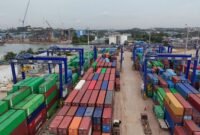 Terminal Peti Kemas (TPK) Batu Ampar mencatat lonjakan layanan direct call internasional. Foto: Istimewa