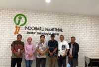 Rektor IIBN, Dr. Jontro Simanjuntak, menyampaikan komitmen tersebut saat menerima kunjungan Ketua PWI Kota Batam Muhammad Khafi Anshary, Sekretaris SIWO PWI Pusat Deni Risman, dan Wakil Ketua Hubungan Antar Lembaga PWI Batam Nikson Simanjuntak, Jumat (26/6/2026). Foto: Istimewa
