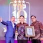 PT BPR Dana Nusantara (Bank Danus) kembali menorehkan prestasi nasional. Bank Danus meraih penghargaan BPR Berpredikat Bintang 5, penghargaan tertinggi di ajang The Finance Top 100 BPR 2026, Jumat (19/6/2026). Foto: Istimewa