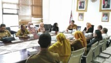Pembukaan Program Magang DIGI-GO Internship di ruang Collaboration Dinas Komunikasi dan Informatika Provinsi Kepri, Dompak, Selasa (8/6/2026). Foto: Diskominfo Kepri